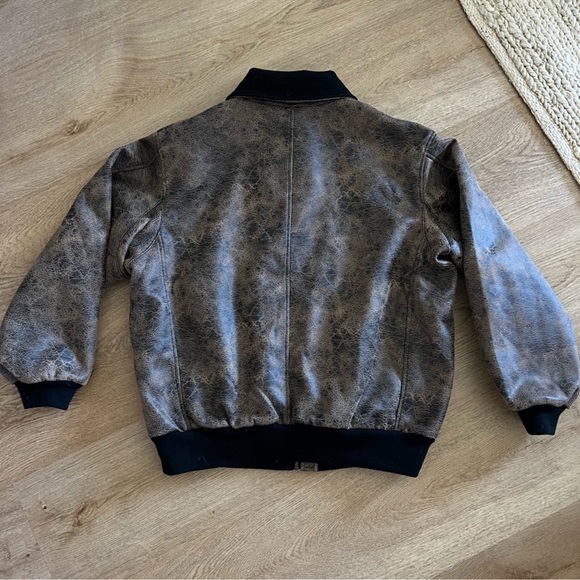 Urban Outfitters Vegan Leather Aviator Jacket - Picture 2 of 2